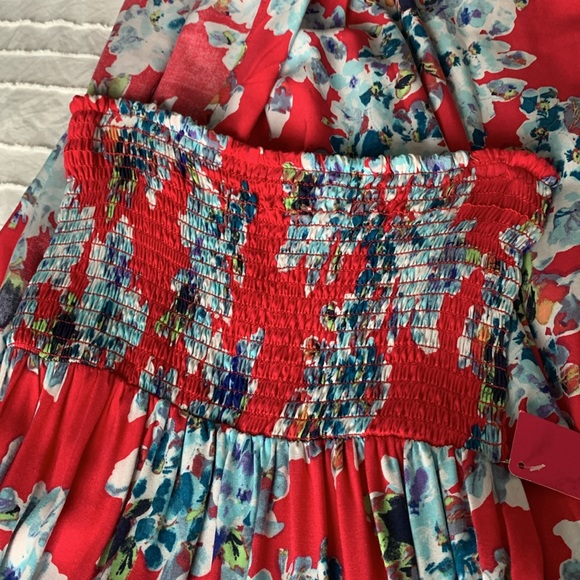 Floral Smocked Maxi Dress - Picture 2 of 5